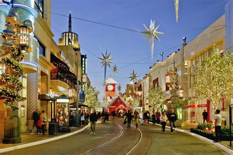 The Grove, Los Angeles, CA - California Beaches