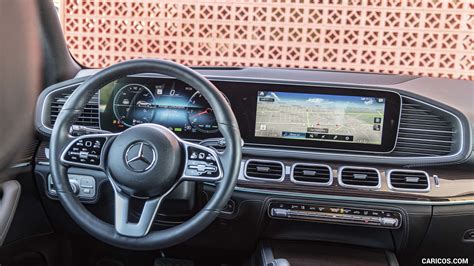 2020 Mercedes-Benz GLE 450 4MATIC (Color: Designo Diamond White Bright ...