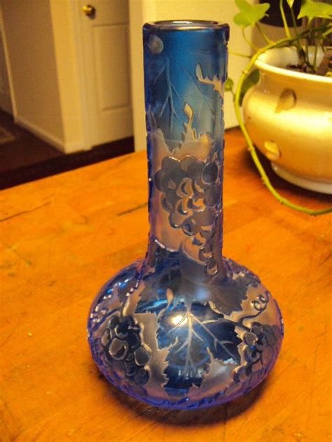 cut glass vase – Wooden Shoe Antiques