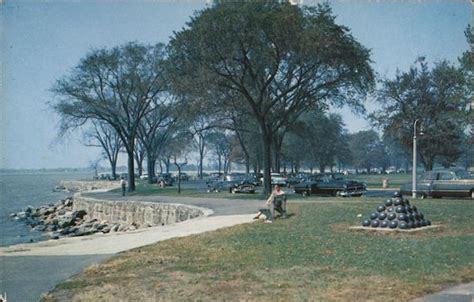 View along the Seawall in Seaside Park Bridgeport, CT Postcard