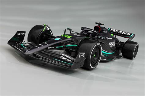 Mercedes returns to black livery as team launches W14 F1 car