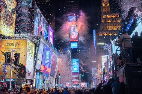 How To Watch The Times Square Ball Drop On New Year's Eve