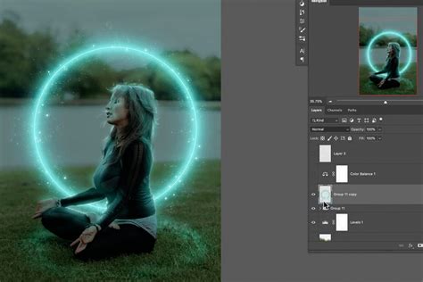 Create a Glow Effect in Photoshop - PHLEARN