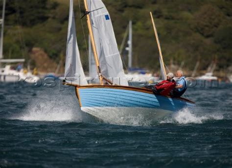 A001-0435: Salcombe Yawl racing at the Salcombe Regatta - Kos Picture ...