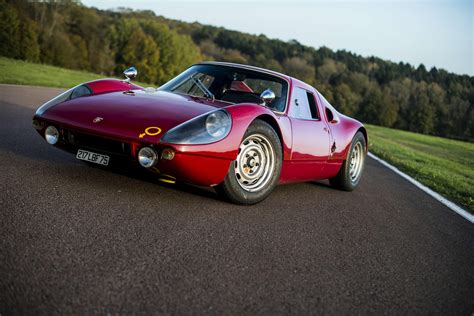 Porsche 904 GTS Marked The Manufacturer's Return To GT Racing (more ...