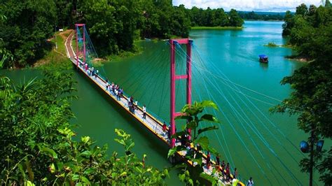 A better vew of Rangamati hanging bridge : naturepics