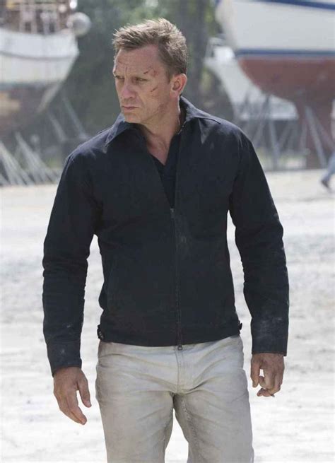 Quantum of Solace - Y3 | James bond outfits, Bond outfits, James bond style