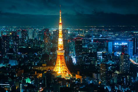 Tokyo Tower, Shining at Night | Offbeat Japan