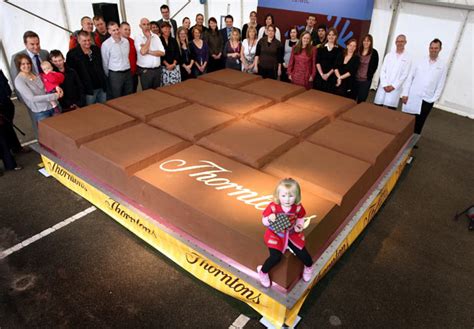 Picture: World's biggest chocolate bar - Fun News - Digital Spy