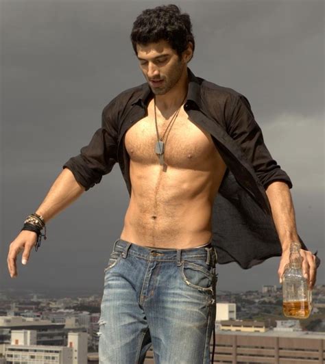 Aditya Roy Kapoor's Hot Still's From Aashiqui 2