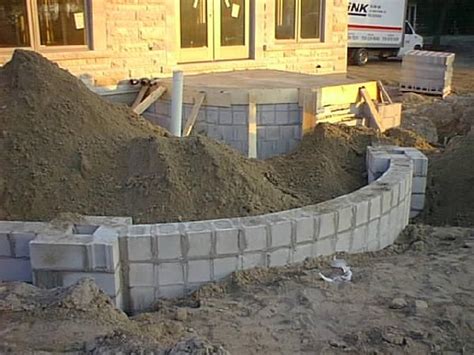 Curved Cinder Block Retaining Wall