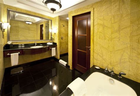 Luxury Executive Rooms and Suites at Taj Palace Hotel Dubai