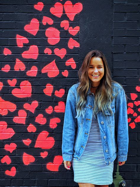 A Guide To Finding Murals In New York City - #travelcolorfully