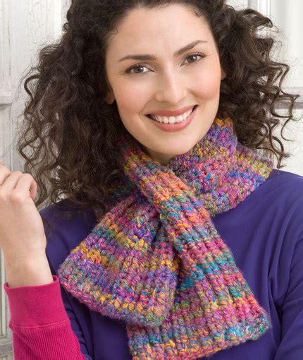 Keyhole Knit Scarf Free Pattern - Knitting Bee