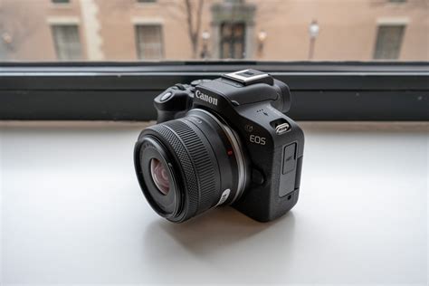 Early review of the Canon EOS R50: Compact and approachable | Popular ...