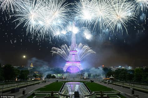 Bastille Day fireworks light up the Eiffel Tower as Paris pays homage ...