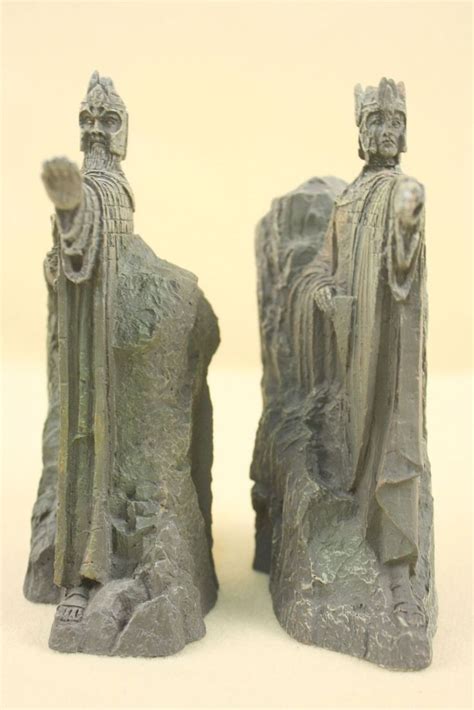 Lord Of The Rings Kings Statues The Lord Of The Rings: The Return Of ...