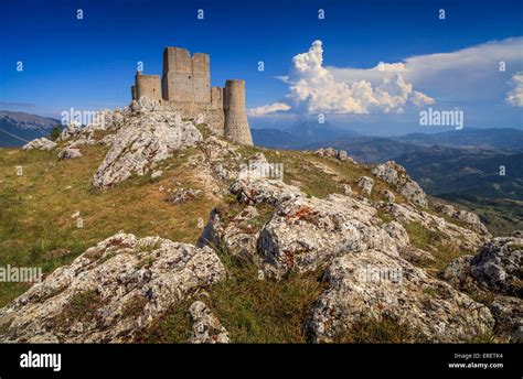 Rocca Calascio castle Stock Photo - Alamy