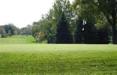 Ridgeway Golf & Country Club in Neenah, Wisconsin, USA | GolfPass