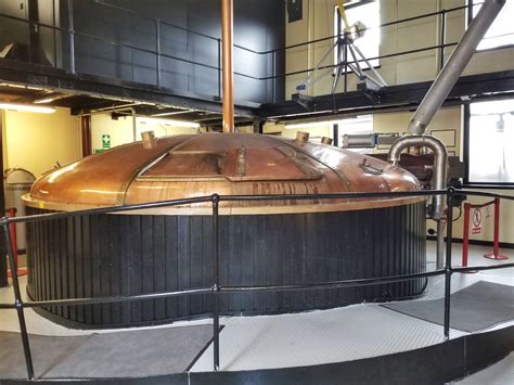 Distillery Tour: Auchentoshan - Cask to Drams