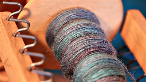 How to Make Your Own Yarn for Knitting....From Scratch! - YouTube