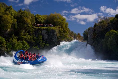 Lake Taupo | Explore Central North Island New Zealand