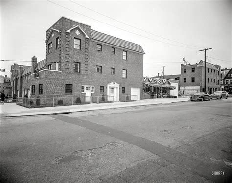 Shorpy Historic Picture Archive :: Queens View Market: 1948 high ...