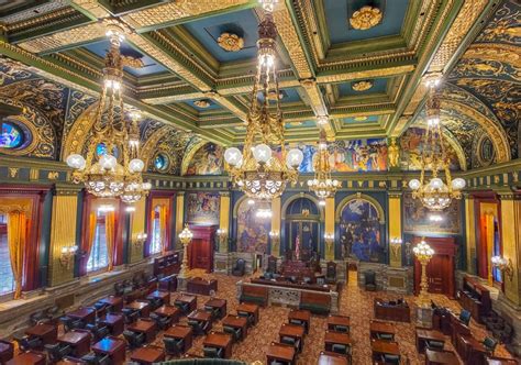 Touring the Beautiful Pennsylvania State Capitol Building - Becky Exploring