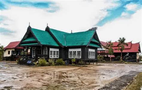 Gambar Rumah Adat Kalimantan Utara – pulp