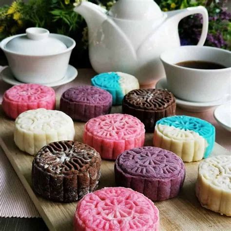 Snow Skin Mooncake (Chocolate, Red Bean or Mung Bean Filling)!