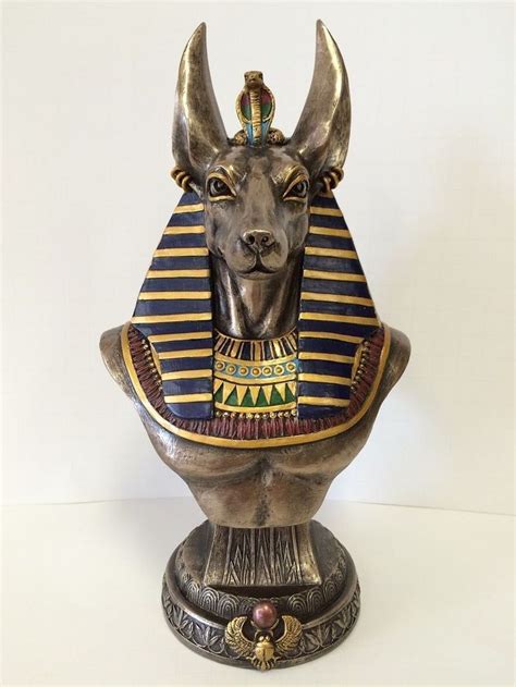 De 25+ bedste idéer inden for Anubis statue på Pinterest | Oldtidens ...