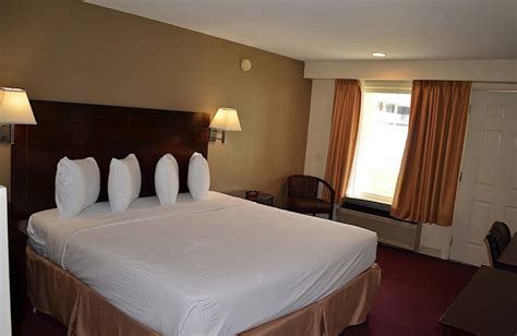 Crystal Inn - Eatontown (Eatontown, NJ) - Resort Reviews ...