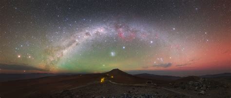 Stunning Colors Paint Night Sky Over Chilean Desert | Space