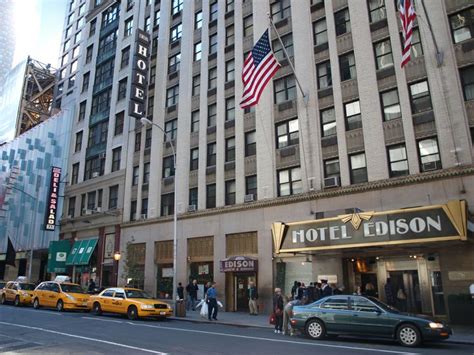 Poderoso Comienzo revista hotel edison times square new york city ...