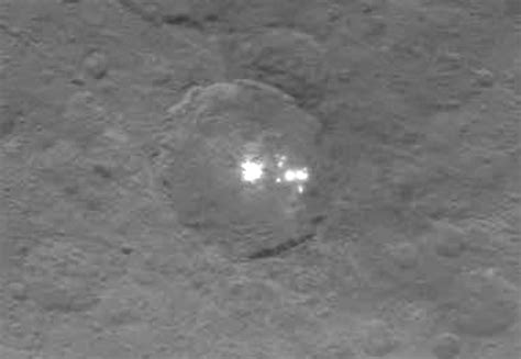 Dawn Captures Sharpest Image Yet of Mysterious Bright Spots on Ceres ...