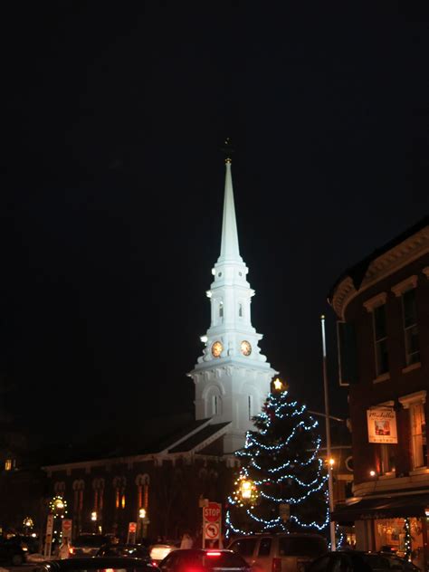 Portsmouth, NH - Market square | Portsmouth, Holiday decor, Portsmouth nh