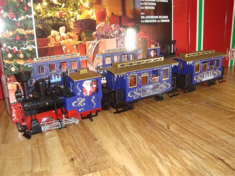 LGB 72305 BLUE CHRISTMAS PASSENGER TRAIN SET OF 3 PCS NIB NO TRACK ...