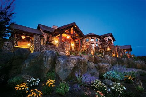 Oregon resorts and hotels: Peek inside Bend's Pronghorn resort