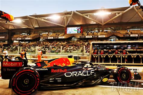 Verstappen returns to top 2nd Abu Dhabi practice