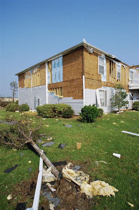 Hurricane Katrina Damage Photograph by David Hay Jones/science Photo ...