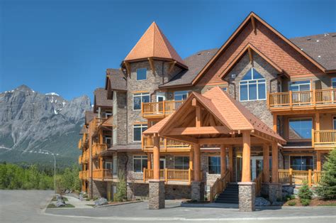 Canmore Hotels, Vacation Rentals & Things to do | AMA Travel