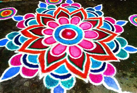 Happy Diwali 2023 Rangoli Easy Designs Patterns with Flowers Images ...