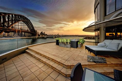 Incredible Apartment Overlooking Sydney Harbour For Sale - GTspirit