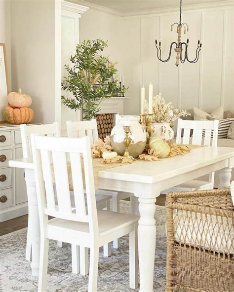 31 Dining Table Décor Ideas to Elevate Your Dinner Parties