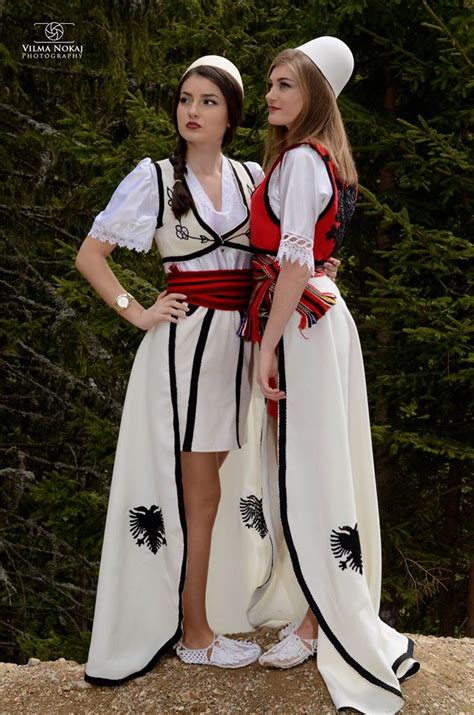 Traditional Albanian Costumes - Traditional Clothing of Albanians Photo ...