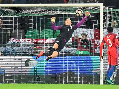 Slovenia vs England match report: Joe Hart's heroics see Gareth ...