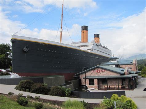 Titanic Museum - Titanic Museum Branson, MO | Branson Titanic Museum ...