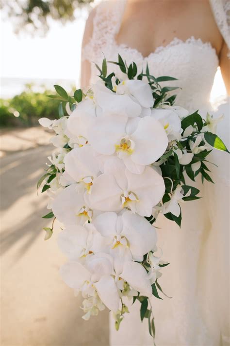 Cascading ivory orchid bridal bouquet by Petals -- Anna Kim Photography ...