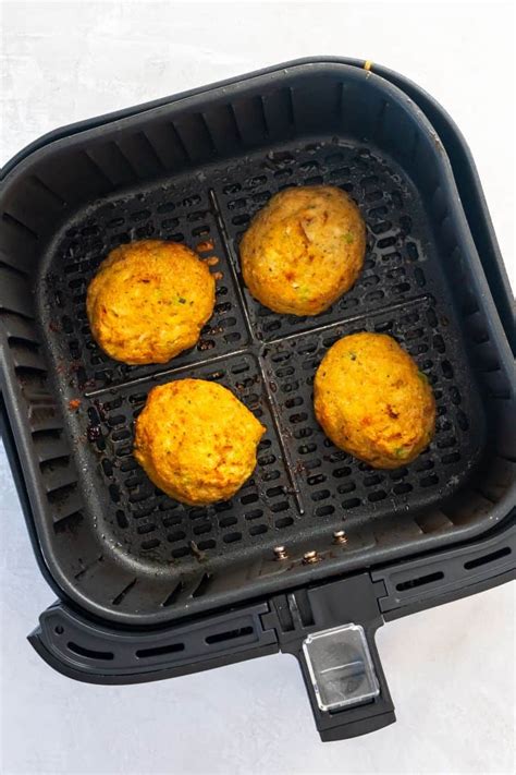 Frozen Crab Cakes in the Air Fryer | Everyday Family Cooking