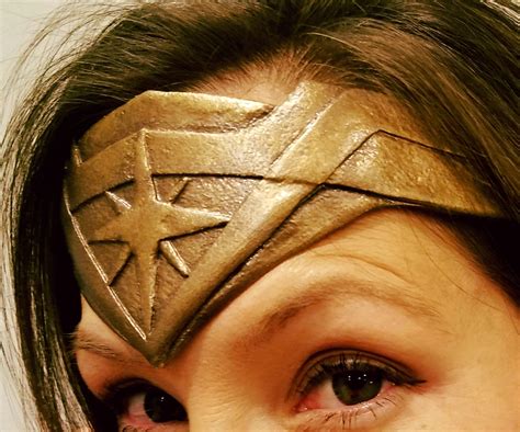 Wonder Woman Tiara : 9 Steps (with Pictures) - Instructables